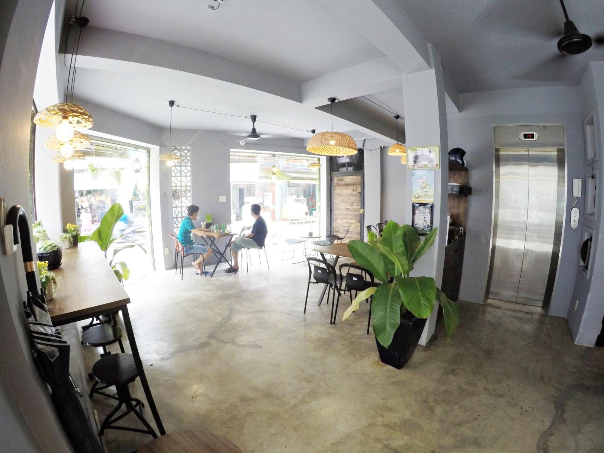 Happy Coffee Guesthouse Ho Chi Minh City Exterior photo